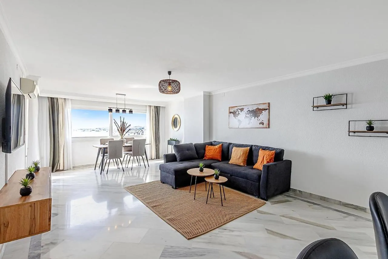 Stunning Sea And Mountains Views Close To The Beach ! Benalmadena Spain